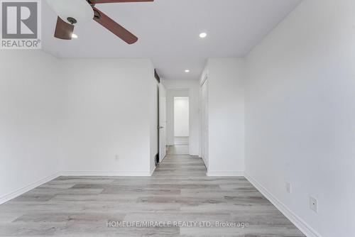 76 Frobisher Court, Cambridge, ON - Indoor Photo Showing Other Room