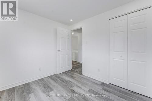 76 Frobisher Court, Cambridge, ON - Indoor Photo Showing Other Room