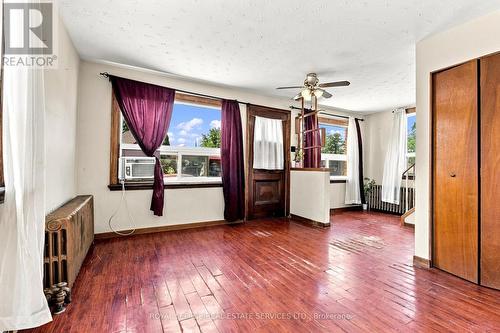 1819 Main Street E, Hamilton, ON - Indoor Photo Showing Other Room