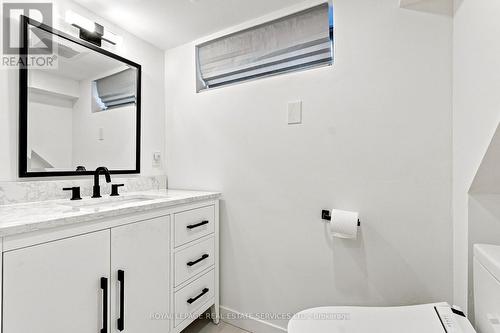 1819 Main Street E, Hamilton, ON - Indoor Photo Showing Bathroom