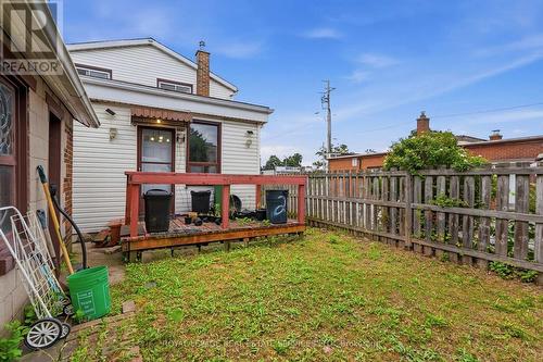 1819 Main Street E, Hamilton, ON - Outdoor