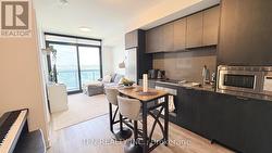 1611 - 86 DUNDAS STREET E Mississauga, ON L5A 1W4