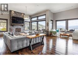 1524 Vineyard Drive West Kelowna, BC V4T 2Y7