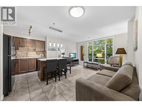 654 COOK Road Unit# 250  Kelowna, BC V1W 3G7