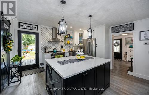 4553 Solina Road, Clarington, ON - Indoor Photo Showing Kitchen With Upgraded Kitchen