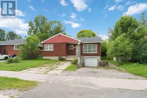 1274 WOODROFFE AVENUE  Ottawa, ON K2C 2T6