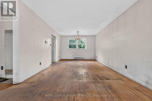 1274 Woodroffe Avenue, Ottawa, ON 
