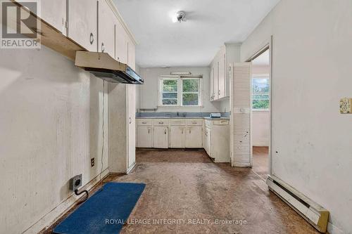 1274 Woodroffe Avenue, Ottawa, ON 