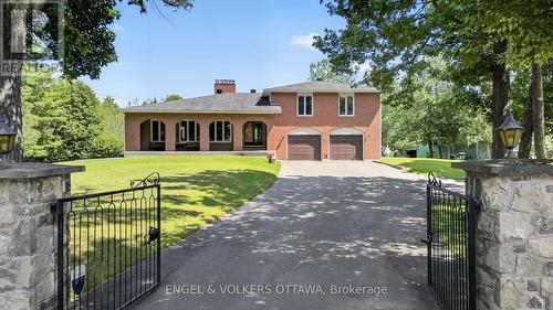 760 Kerwin Road, Ottawa, ON - Outdoor