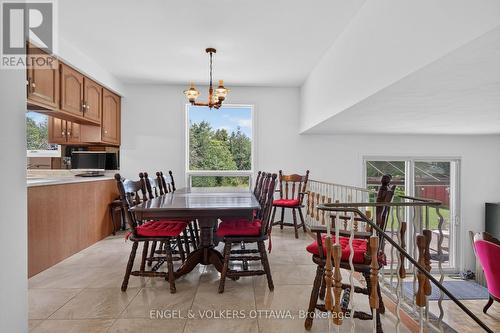760 Kerwin Road, Ottawa, ON - Indoor Photo Showing Dining Room