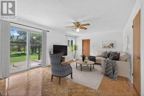 760 Kerwin Road, Ottawa, ON - Indoor