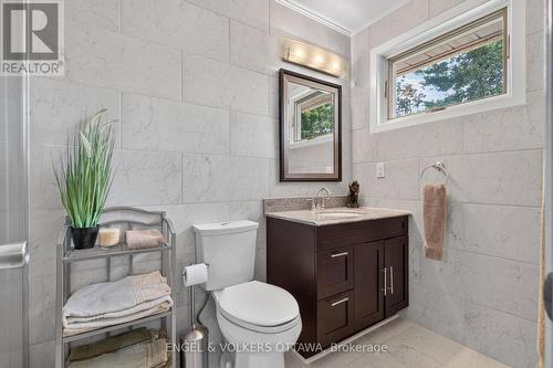 760 Kerwin Road, Ottawa, ON - Indoor Photo Showing Bathroom