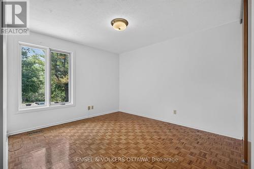 760 Kerwin Road, Ottawa, ON - Indoor Photo Showing Other Room