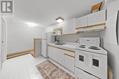 1219 Notting Hill Avenue, Ottawa, ON - Indoor Photo Showing Kitchen