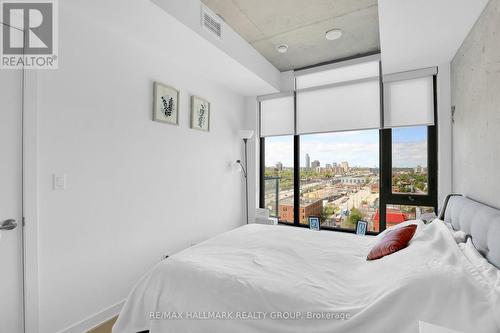 1204 - 203 Catherine Street, Ottawa, ON - Indoor Photo Showing Bedroom