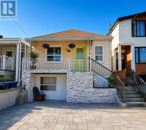 8 MACK AVENUE  Toronto, ON M1L 1L9