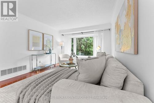 1 Baronial Court, Toronto, ON - Indoor