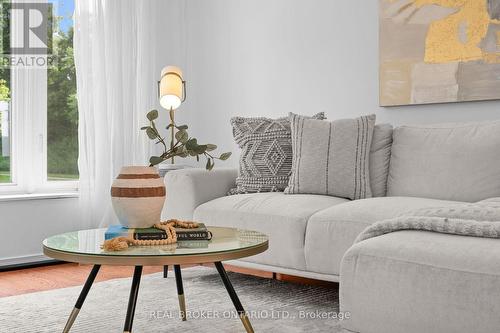 1 Baronial Court, Toronto, ON - Indoor