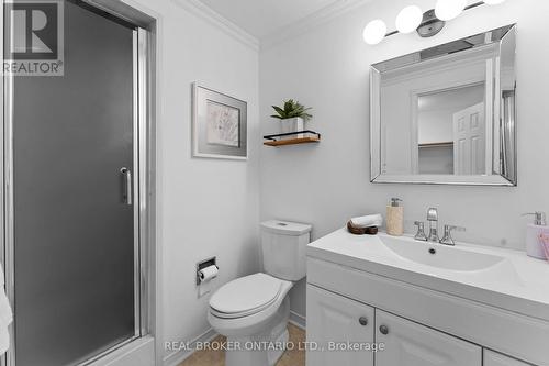 1 Baronial Court, Toronto, ON - Indoor Photo Showing Bathroom