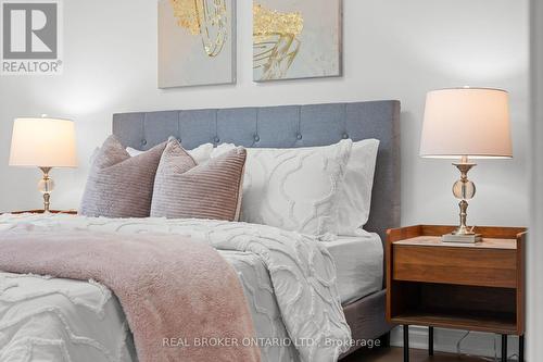 1 Baronial Court, Toronto, ON - Indoor Photo Showing Bedroom