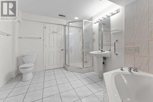 1 Baronial Court, Toronto, ON - Indoor Photo Showing Bathroom