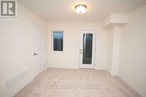 84 Fieldridge Crescent, Brampton, ON - Indoor Photo Showing Other Room