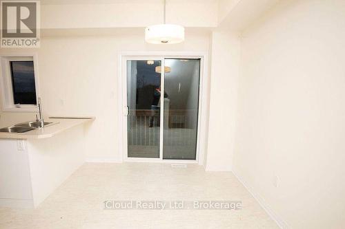 84 Fieldridge Crescent, Brampton, ON - Indoor Photo Showing Other Room
