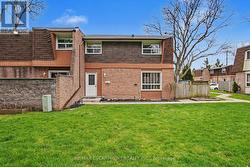 4 - 661 FRANCIS ROAD  Burlington, ON L7T 3X6