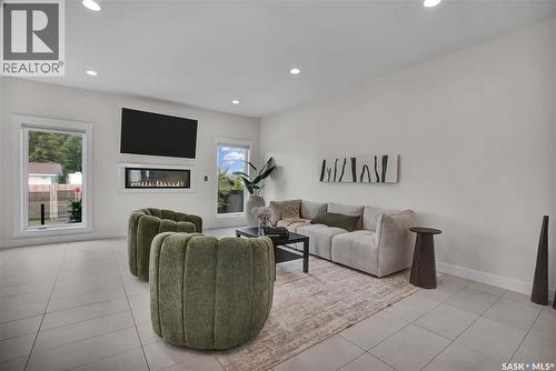 102 Kinsmen Crescent, Martensville, SK - Indoor