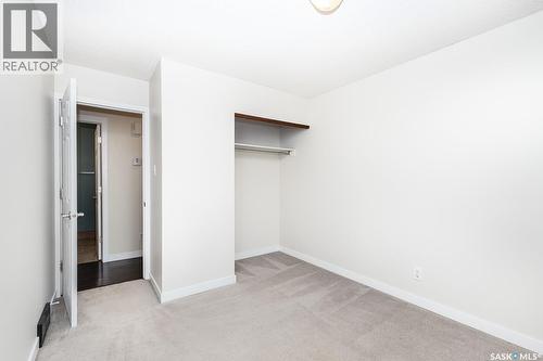 350 Guelph Crescent, Saskatoon, SK - Indoor Photo Showing Other Room