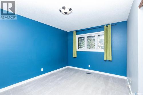 350 Guelph Crescent, Saskatoon, SK - Indoor Photo Showing Other Room