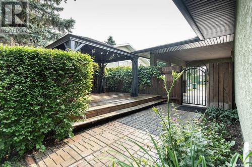 350 Guelph Crescent, Saskatoon, SK - Outdoor With Deck Patio Veranda