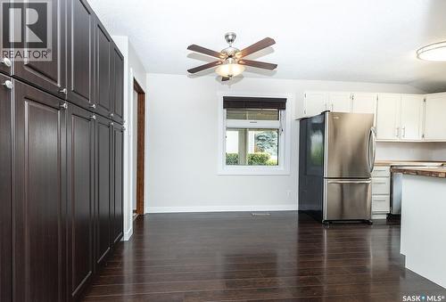 350 Guelph Crescent, Saskatoon, SK - Indoor Photo Showing Kitchen