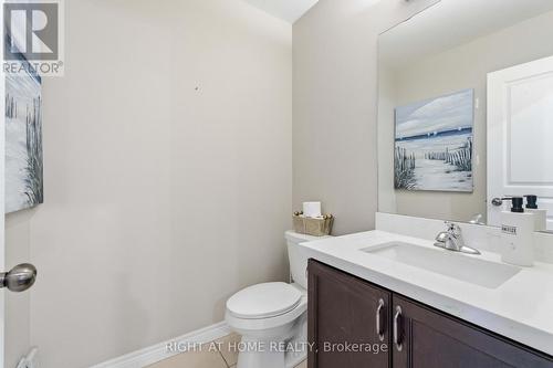 212 Chartwell Circle, Hamilton, ON - Indoor Photo Showing Bathroom