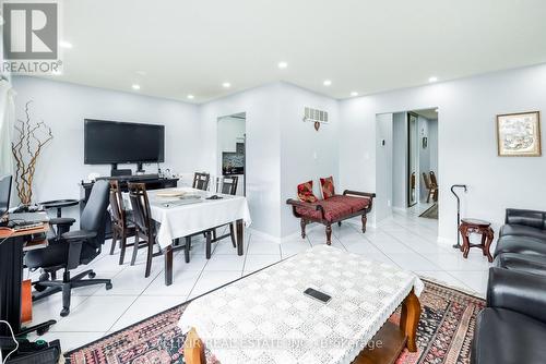 26 Roughfield Crescent, Toronto, ON - Indoor