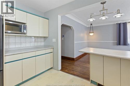 1249 Westcott, Windsor, ON - Indoor Photo Showing Kitchen