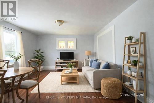 4752 CRAWFORD PLACE W  Niagara Falls (Downtown), ON L2E 1Z2