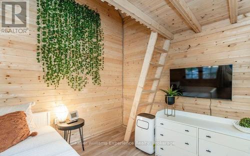 1 Sundown Road, Tiny, ON - Indoor Photo Showing Other Room