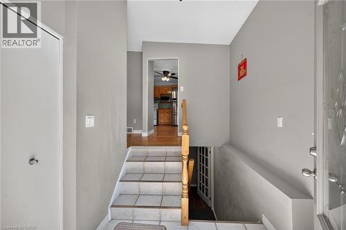 18 Coral Drive, Hamilton, ON - Indoor Photo Showing Other Room
