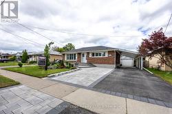 461 GIBBONS STREET  Oshawa (Mclaughlin), ON L1J 4Z3