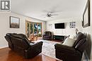 90 Walden Crescent, Regina, SK  - Indoor Photo Showing Living Room 