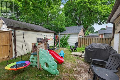 155 Lancaster Street W, Kitchener, ON - Outdoor With Exterior