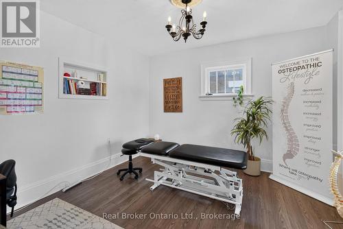 155 Lancaster Street W, Kitchener, ON - Indoor