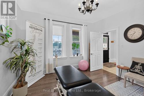 155 Lancaster Street W, Kitchener, ON - Indoor