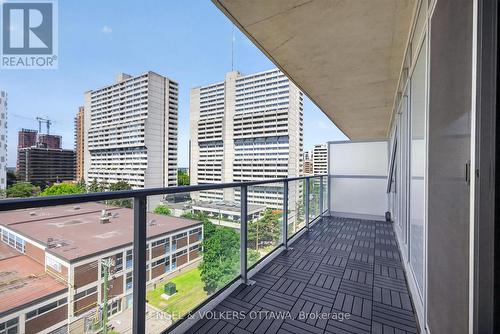 816 - 255 Bay Street, Ottawa, ON - Outdoor With Balcony