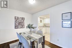 Perfect for entertaining! Virtually staged - 