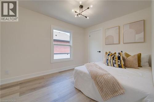26 Richardson Street, Cambridge, ON - Indoor Photo Showing Bedroom