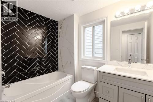 59 Iron Gate Street, Kitchener, ON - Indoor Photo Showing Bathroom