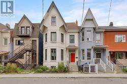 24 MANNING AVENUE  Toronto, ON M6J 2K4