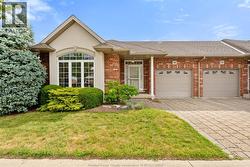 15 OAKGROVE LANE Chatham, ON N7L 5R9